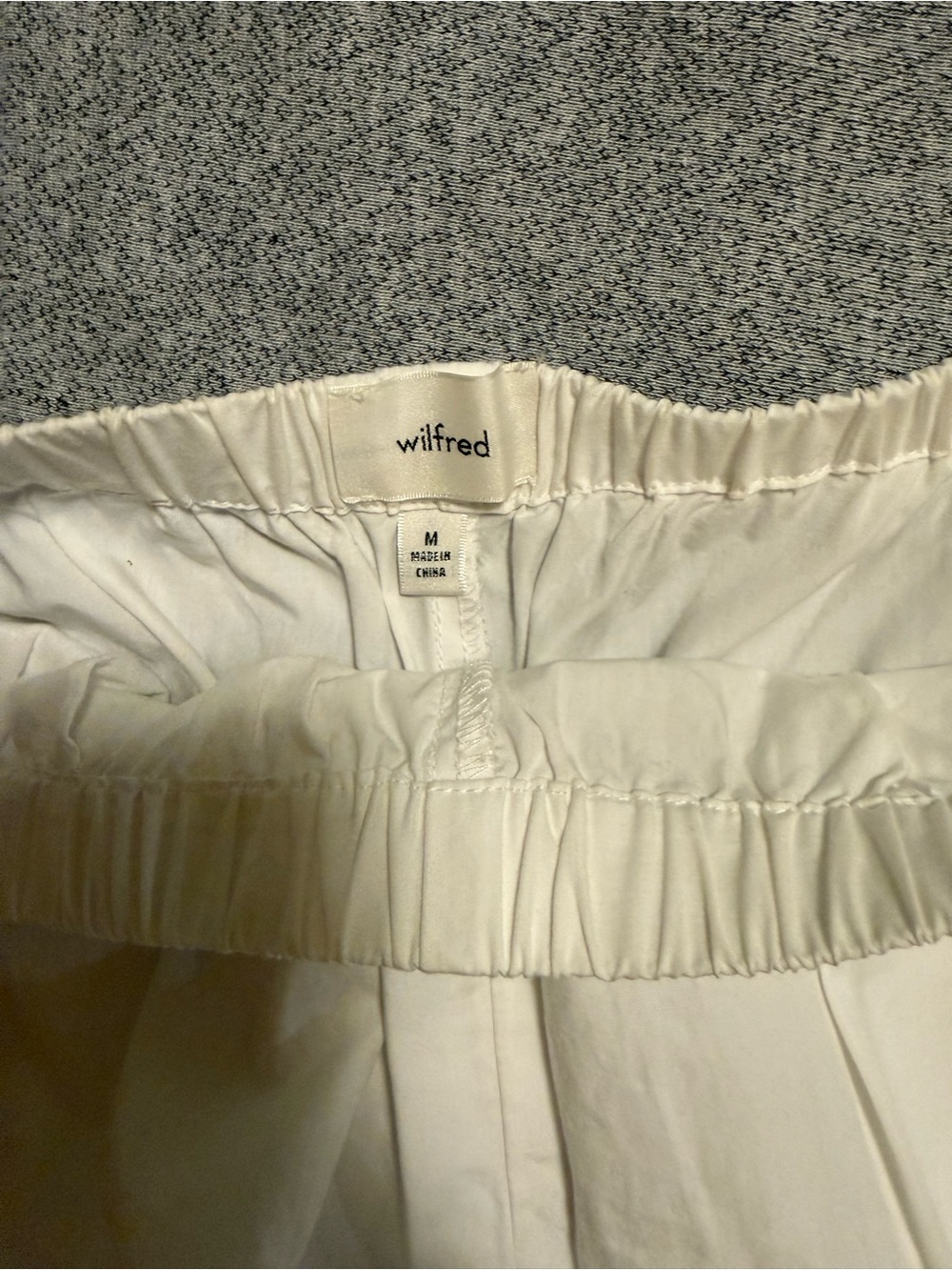 Aritzia Wilfred Rylance Poplin Shorts - white, sz M - Picture 4 of 8